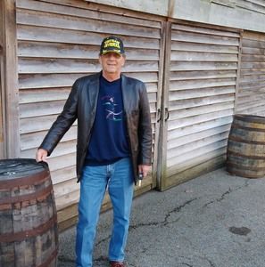 Meet your Posher, Lonnie